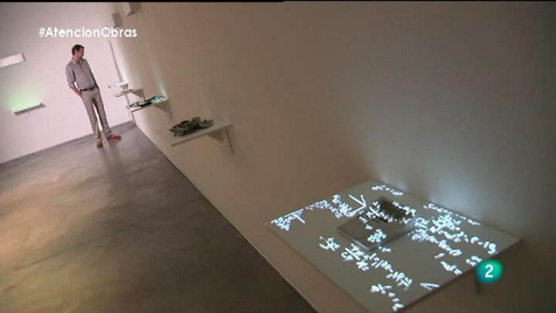 Atención Obras - Daniel Canogar