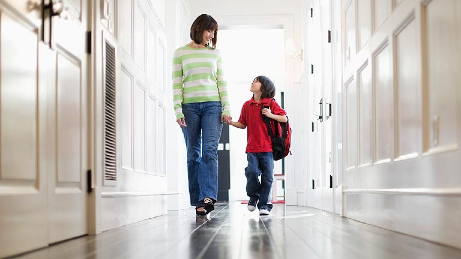 Las familias monoparentales con problemas reclaman más ayudas para salir adelante | Ver