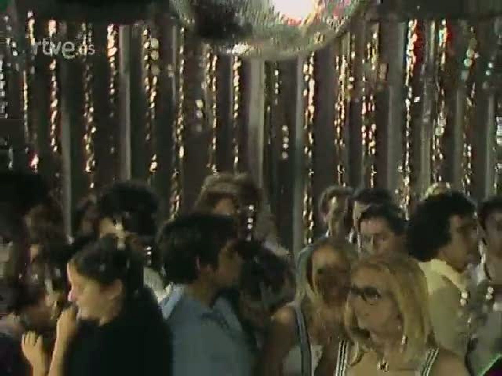 Cachitos de hierro y cromo - Jinetes del disco - avance: ¡No pares de bailar!