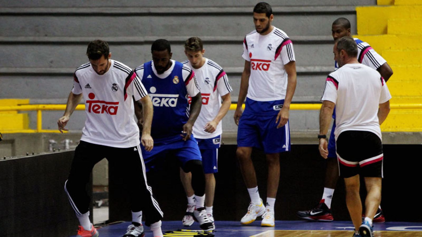 Campeón y aspirante se verán las caras en las semis de la Supercopa Endesa | Ver