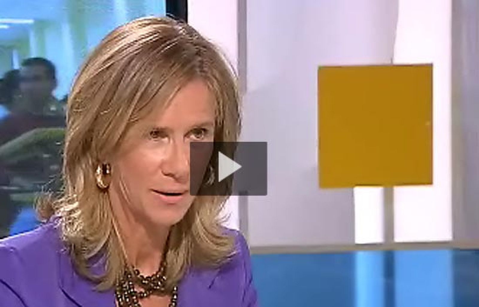 La ministra de Ciencia e Innovación, Cristina Garmendia, apela a mejorar las universidades para que entren entre las 100 mejores de Europa.