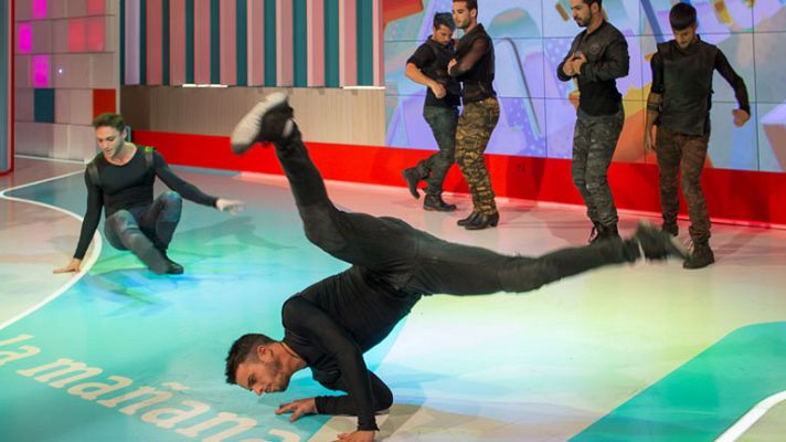 La mañana - ¿Es flameco? ¿Es hip hop? ¡¡Es Titanium!!