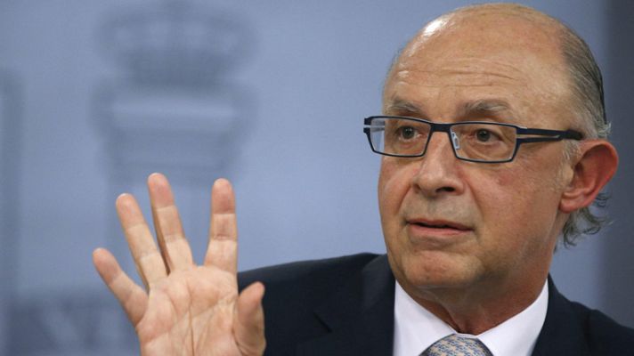 Telediario 1 - Los Presupuestos para 2015 prevén un 4,3% más de ingresos hasta 133.712 millones