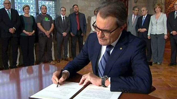 Telediario 1 - Telediario - 15 horas - 27/09/14