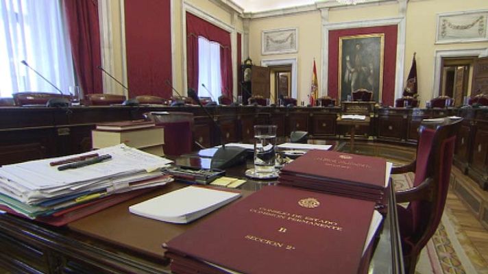 Telediario 1 - El Gobierno inicia los trámites para paralizar la consulta