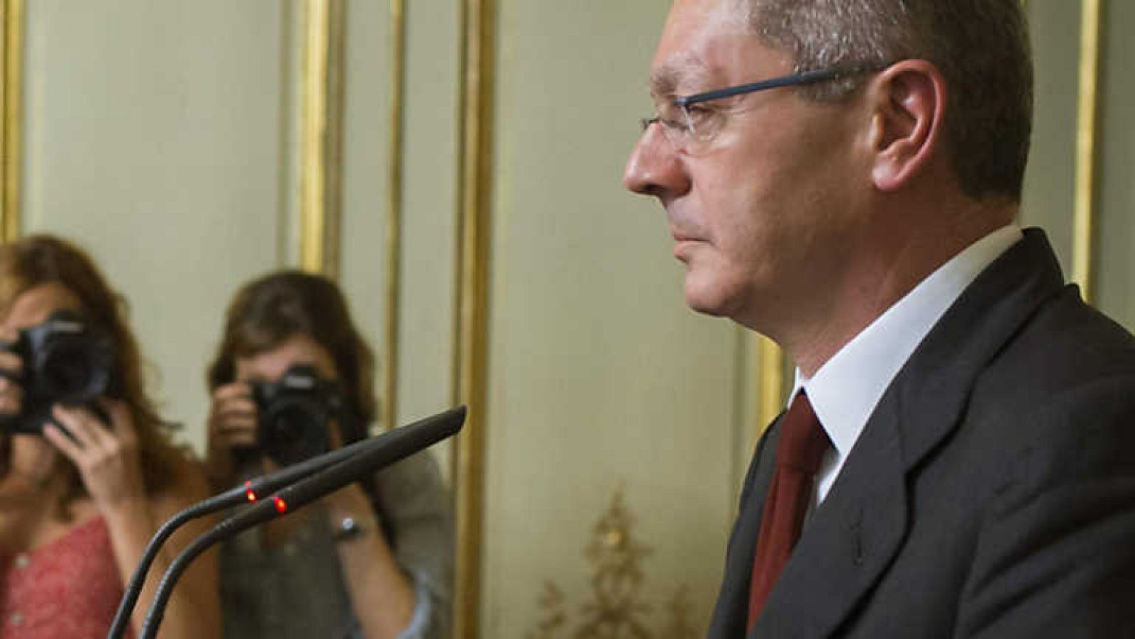 Informe Semanal - El verso suelto sale del guión - Ver ahora