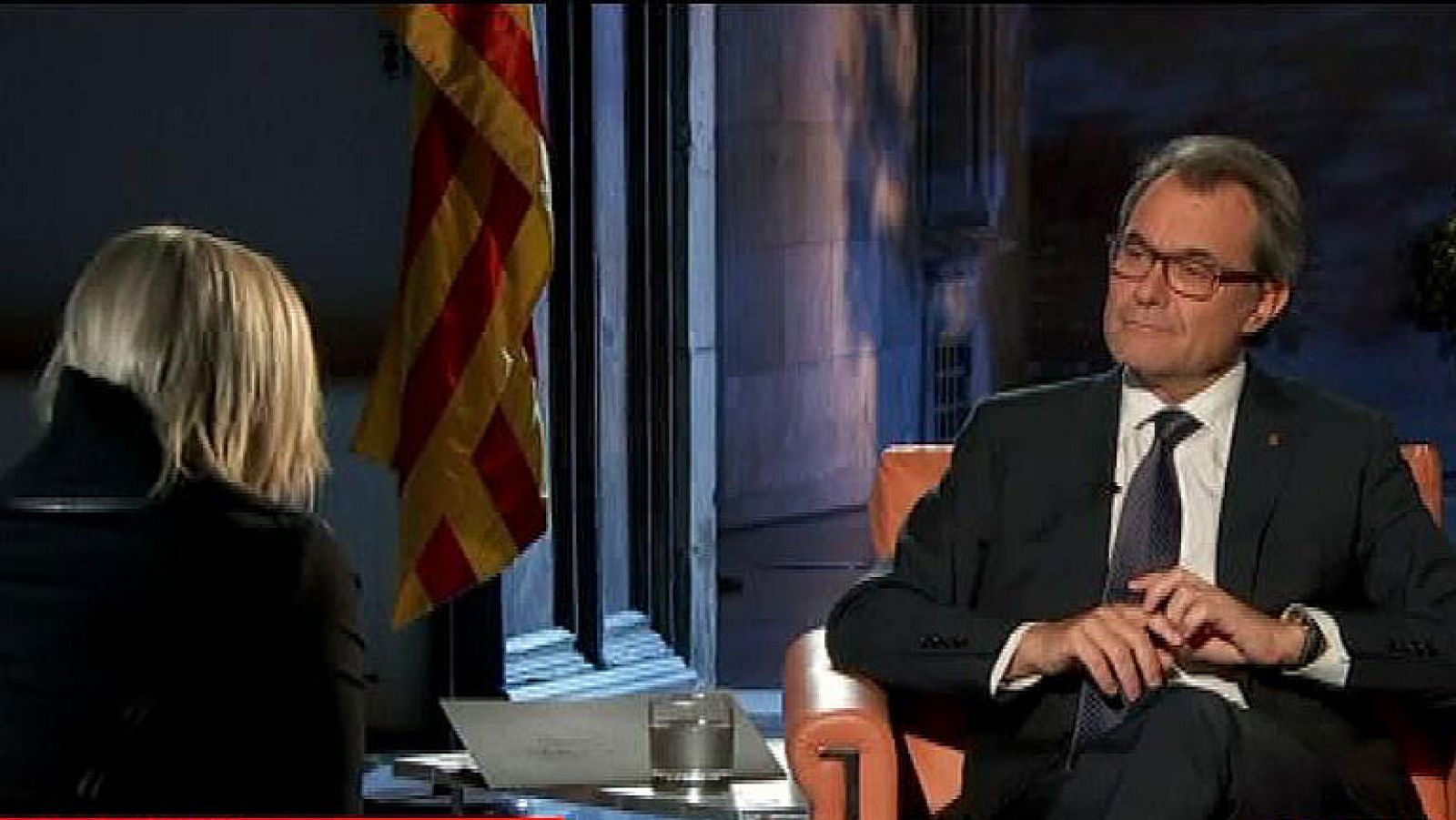 Mas mantendrá los preparativos de la consulta aunque el TC la suspenda