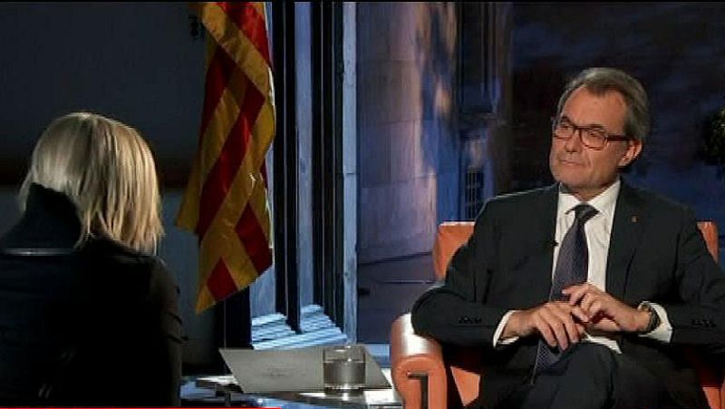 Mas mantendrá los preparativos de la consulta aunque el TC la suspenda