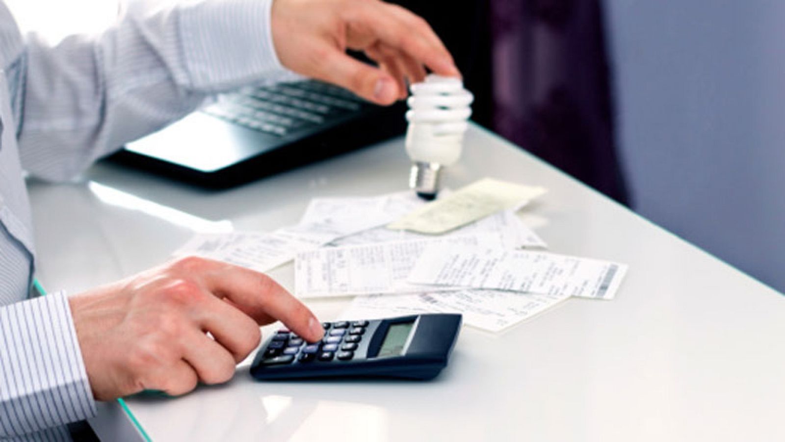 ¿Cómo se lee el recibo de la luz?