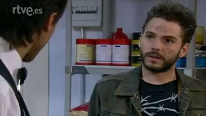 Paco y Veva - Embarazosa situación