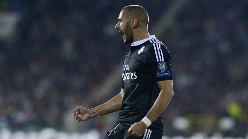 El delantero francés del Real Madrid Karim Benzemá ha marcado el gol de la victoria blanca ante el Ludogorets (2-1), en el minuto 77 de juego, tras rematar un buen pase de Marcelo desde la banda izquierda.