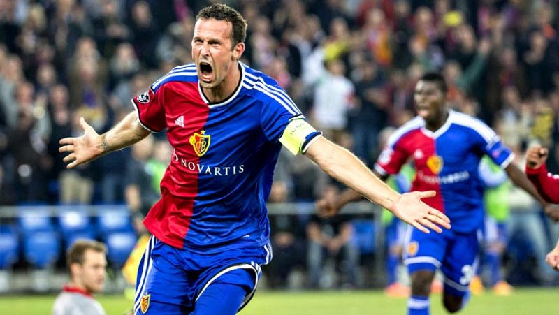 El Basilea hizo bueno el tanto de Streller nada más regresar del  descanso por medio de un córner para conseguir su primera victoria en  la presente edición de la competición y deja al Liverpool sin unos  valiosos puntos antes de medirse al Real Madr