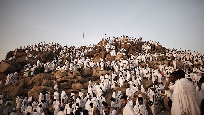 Telediario 1 - Jornada de oración en el monte Arafat