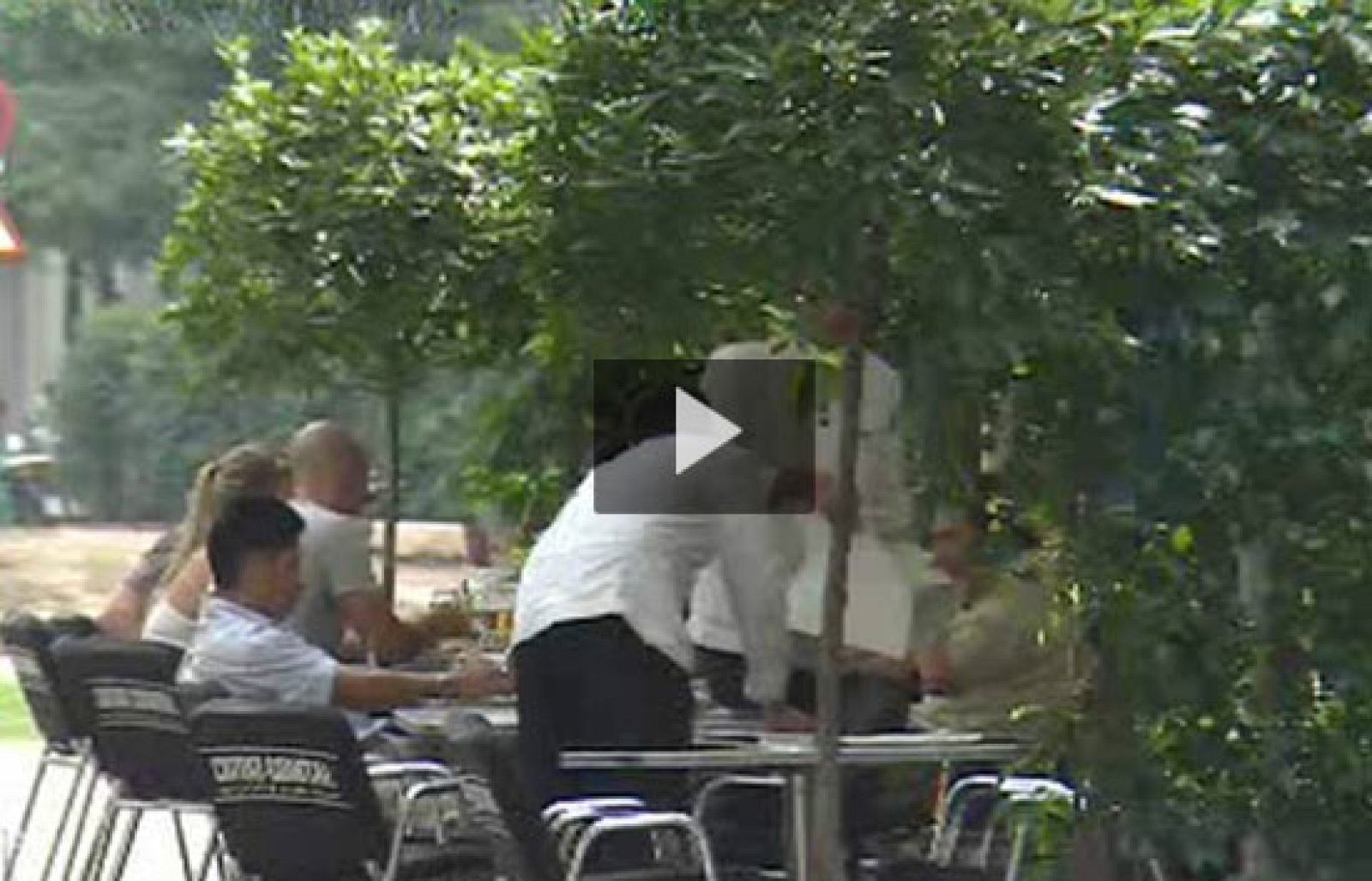 Críticas a la decisión del Gobierno de reducir los contratos en origen | Ver