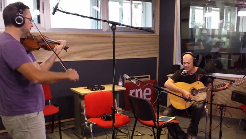 Las mañanas de RNE - Celtas Cortos interpreta "Suelto el lastre", en acústico
