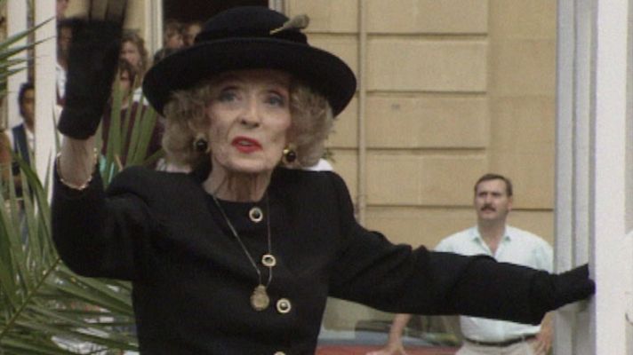 Telediario 1 - Se cumple el 25 aniversario del fallecimiento de Bette Davis