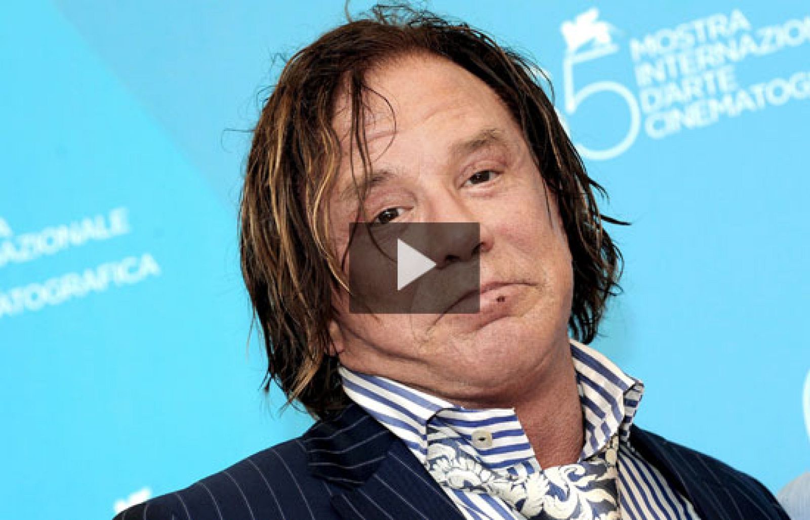 'El luchador' lleva a la Mostra de Venecia a un recuperado Mickey Rourke | Ver