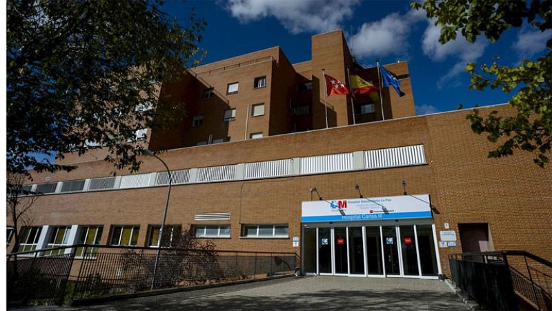 Tres nuevos ingresos y dos altas elevan a seis las personas aisladas en observación por ébola en el Carlos III