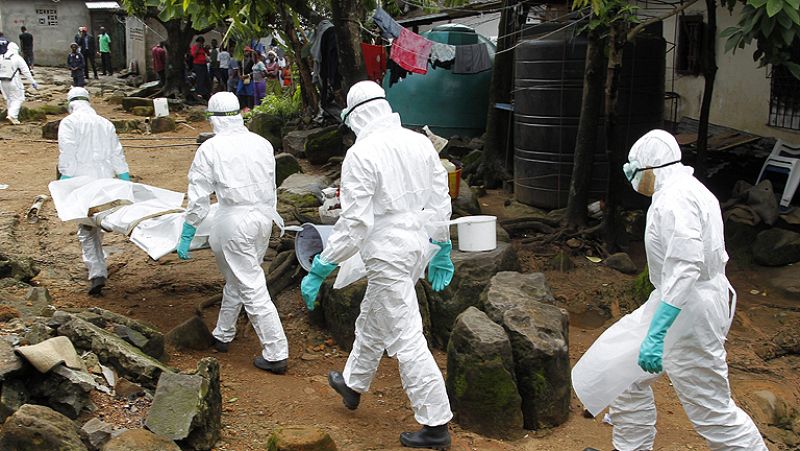 La OMS eleva a 3.879 el número de muertos por el brote de ébola