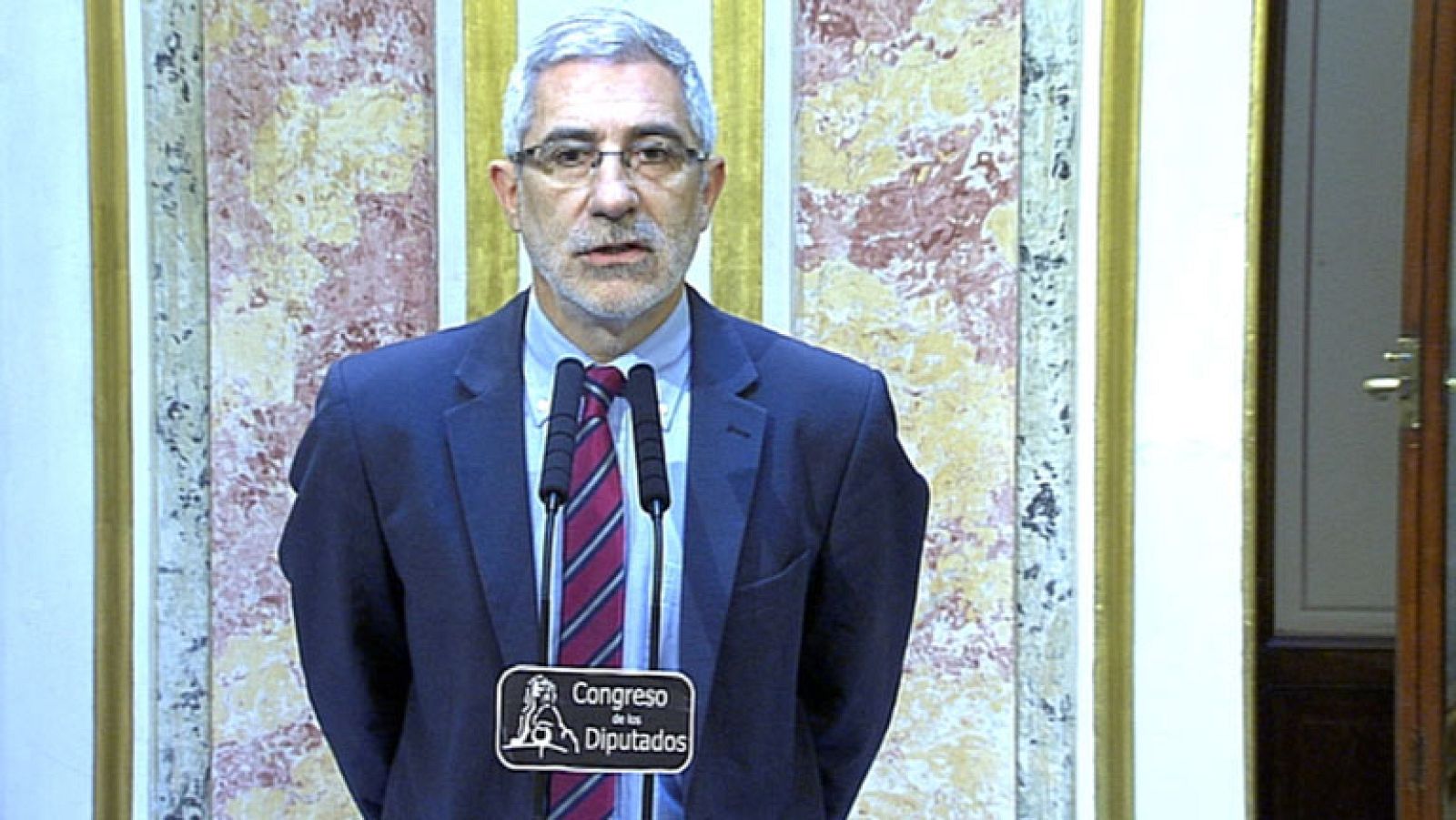 Los partidos de la oposición siguen pidiendo explicaciones al gobierno y critican las declaraciones del consejero de Sanidad de Madrid