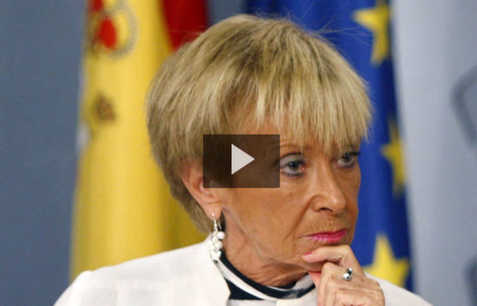 La Vicepresidente rectifica a Corbacho respecto a las contrataciones en origen | Ver