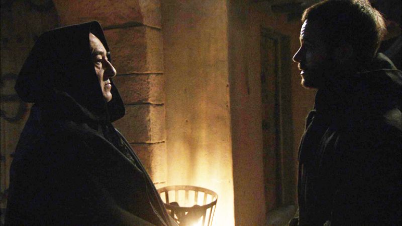 Águila Roja - El Cardenal Mendoza dispara a Monseñor Adrián | Ver