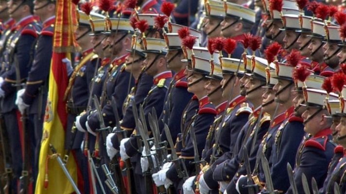 Telediario 1 - El cielo da tregua a las celebraciones