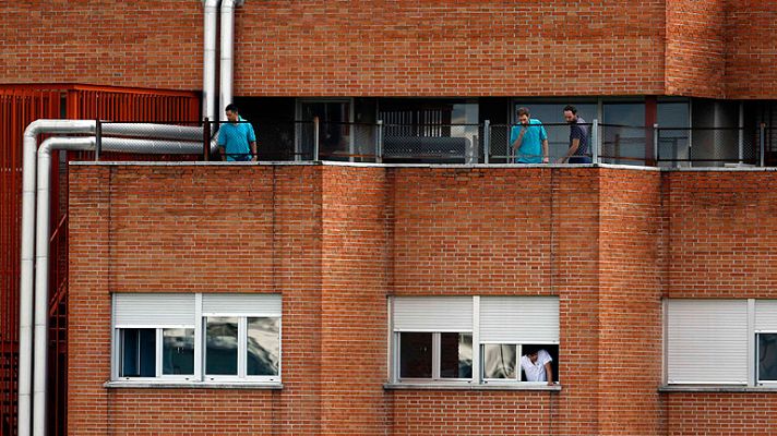 Telediario 1 - Telediario matinal en 4' - 13/10/14