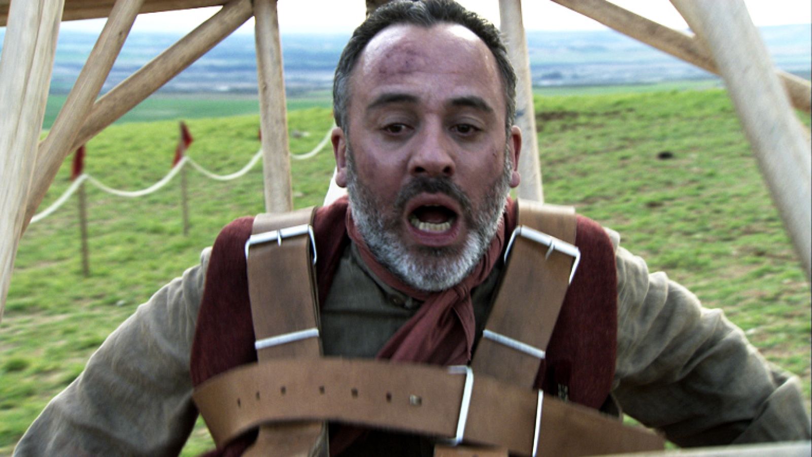 Águila Roja - Sátur toma la máquina voladora | Ver