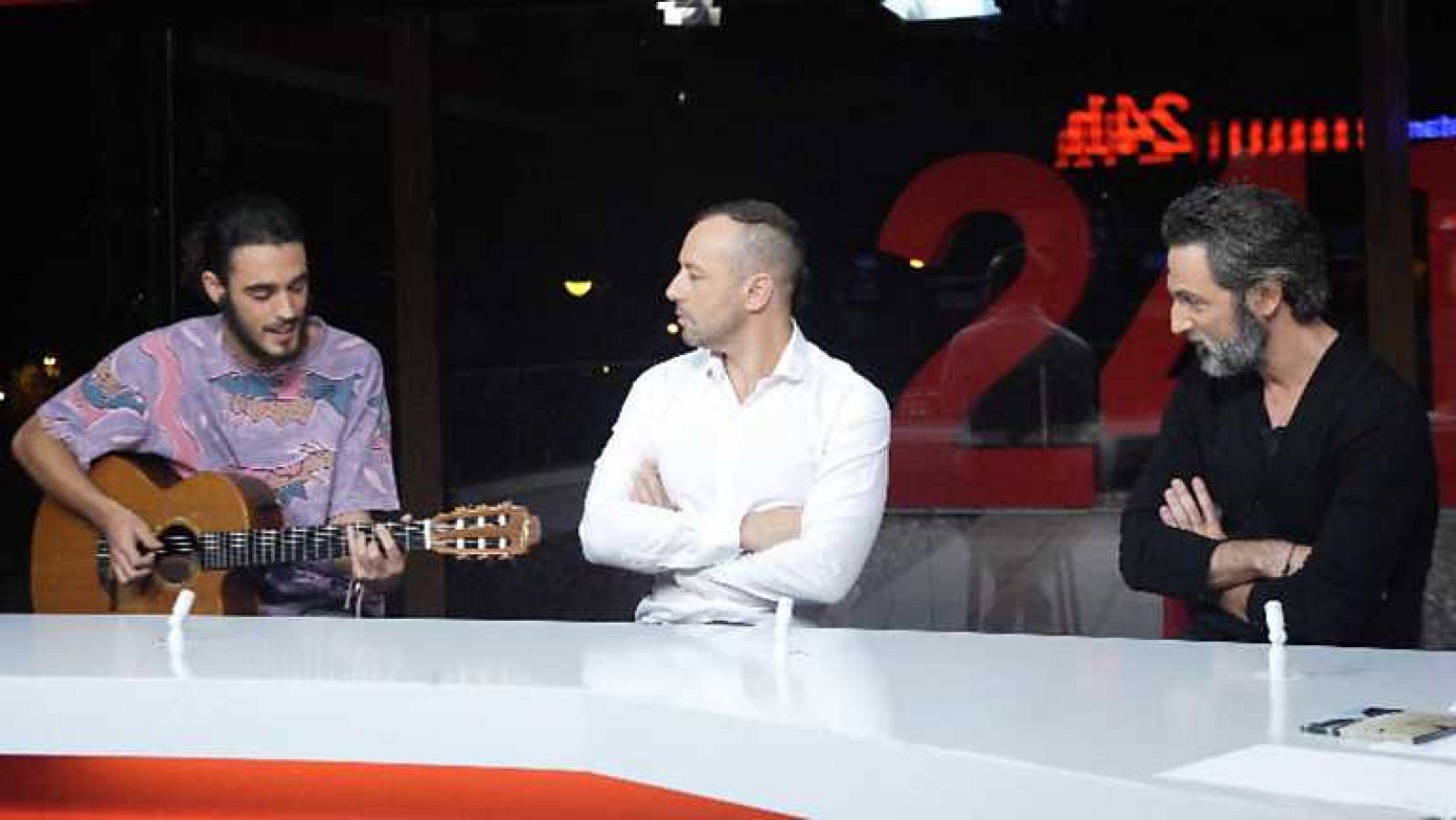 La tarde en 24 horas - La hora cultural - 13/10/14 - Ver ahora