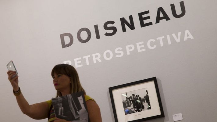 Telediario 1 - Málaga acoge una retrospectiva de Doisneau