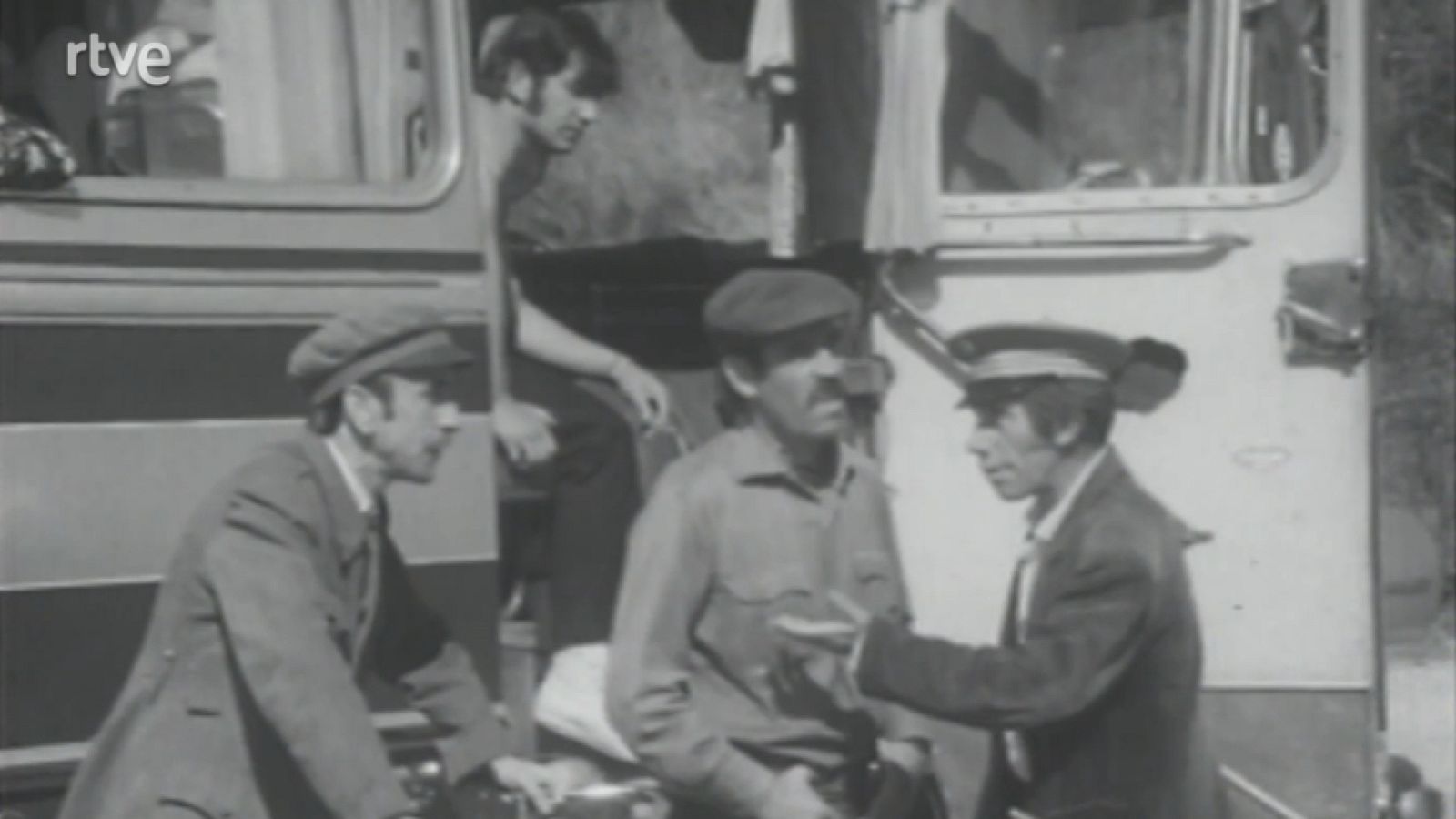 Crónicas de un pueblo - El camión