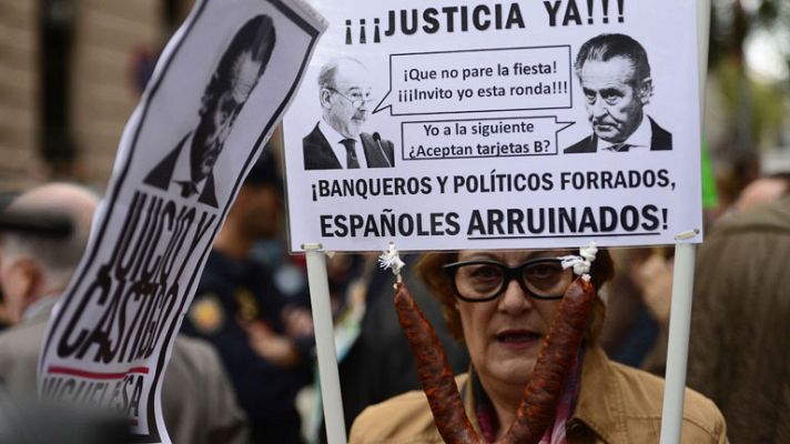 Telediario 1 - Caso tarjetas: delitos de apropiación indebida entre otros