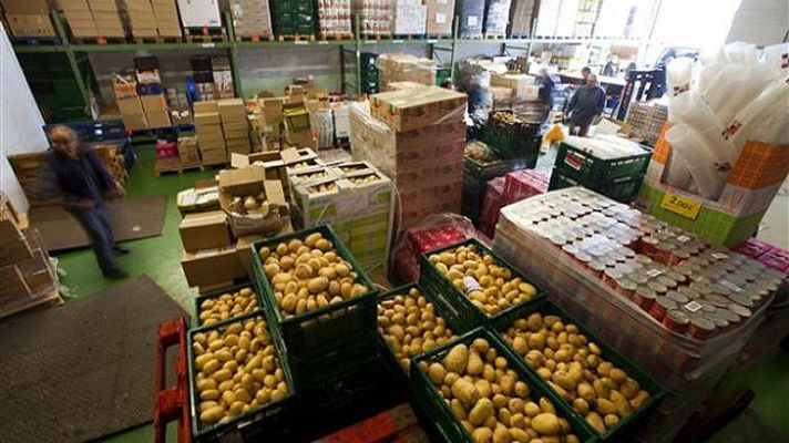 Telediario 1 - Crisis y desnutrición en España