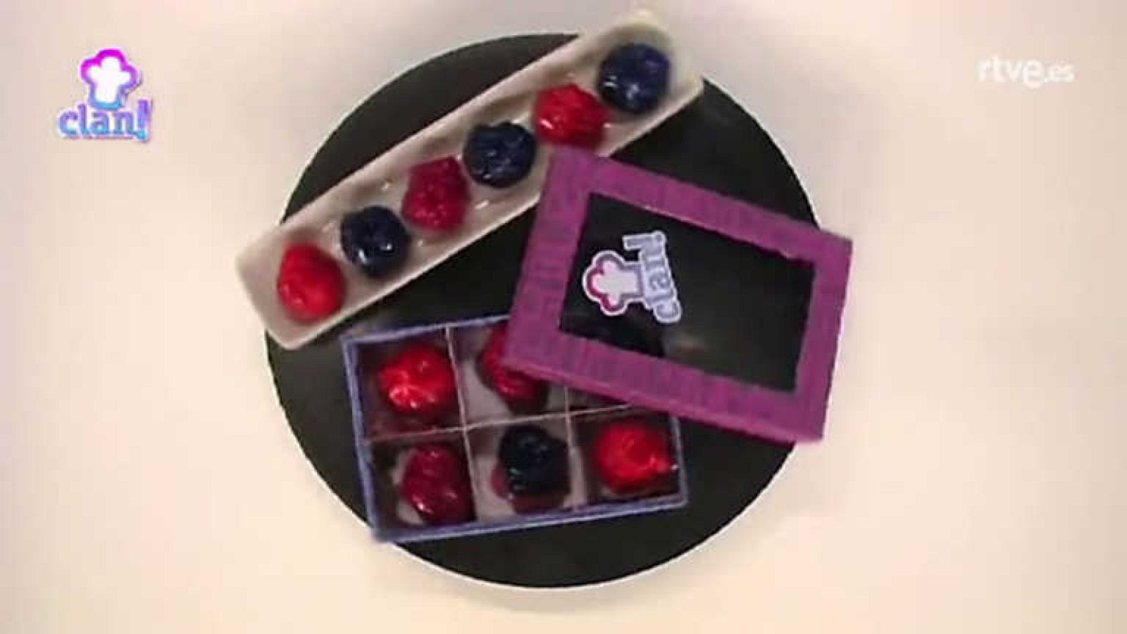 Receta Exprés - Bombones de jamón con nueces y queso - Cocina con Clan | Ver