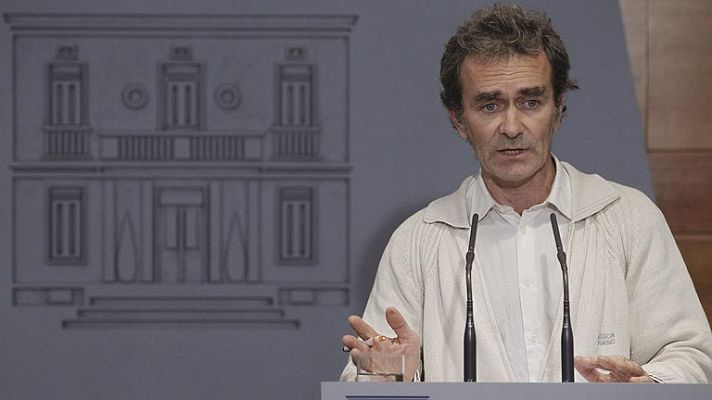 Telediario 1 - La carga viral de la auxiliar contagiada se reduce