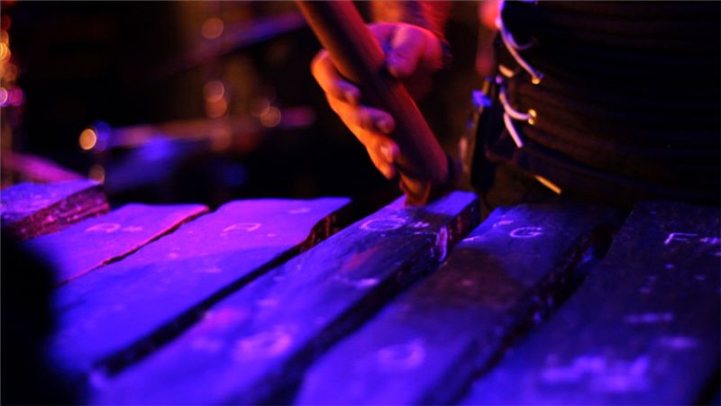 Oreka TX La madera y la piedra