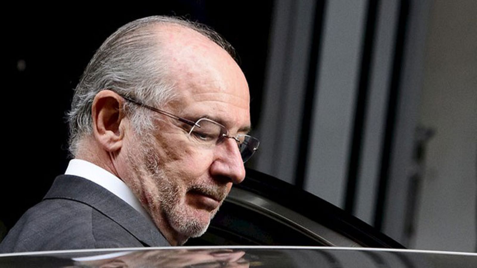 El juez confirma que Rato debe abonar tres millones de fianza por el caso de las tarjetas 'opacas'