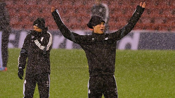 Telediario 1 - El Madrid, centrado en ganar en Anfield