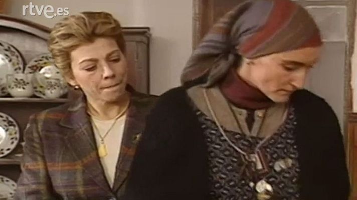 Juntas pero no revueltas - Noche de brujas