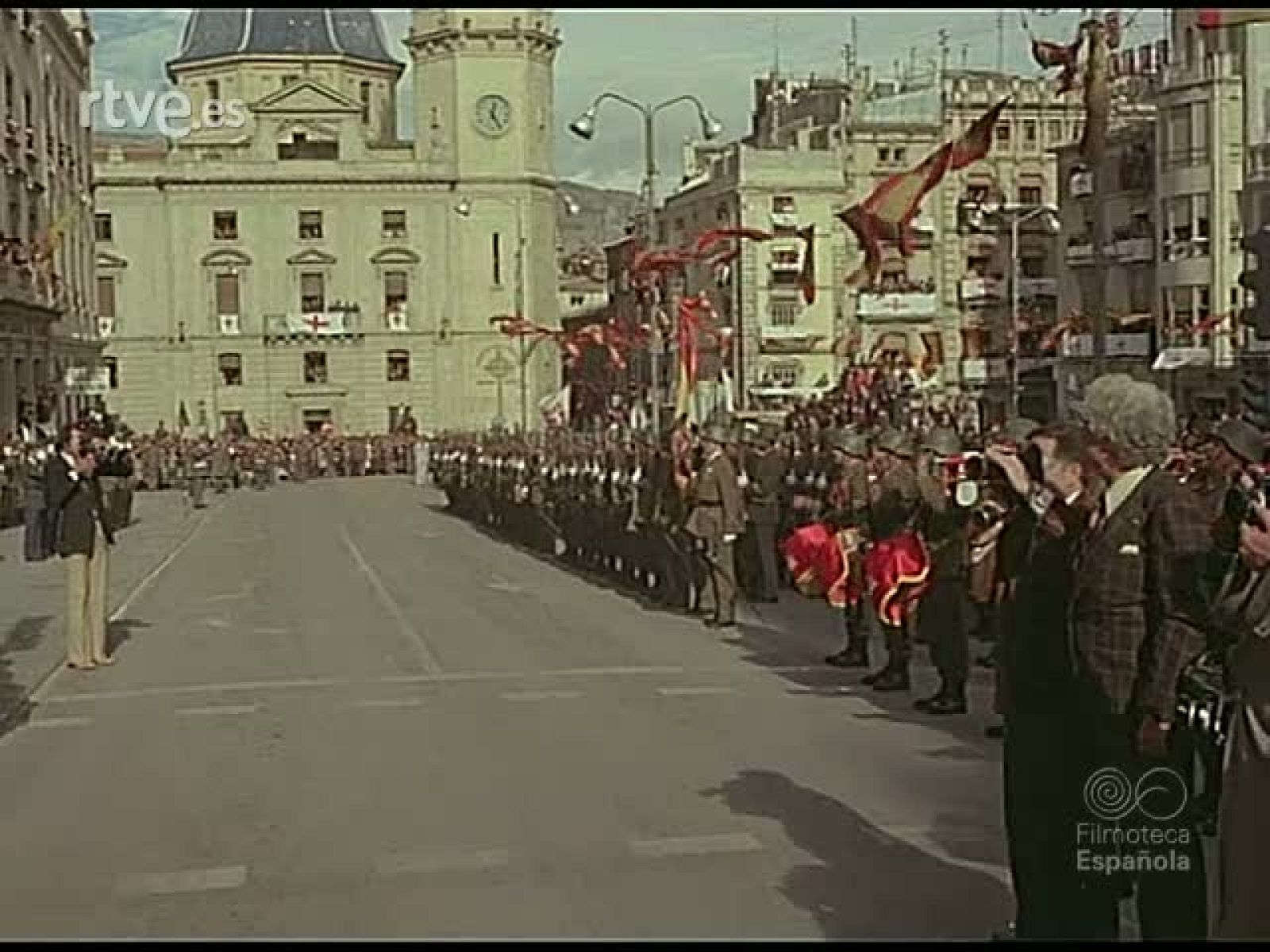 LOS REYES DE ESPAÑA EN ALICANTE | Ver