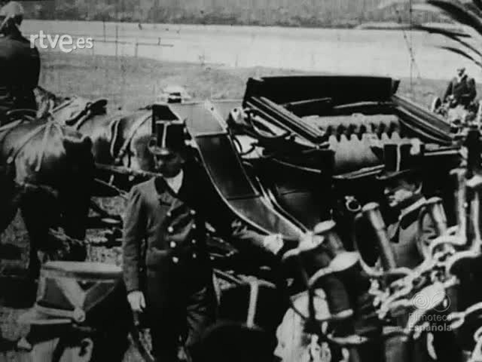 ALFONSO XIII EN FRANCIA - Archivo Real (Alfonso XIII) | Ver