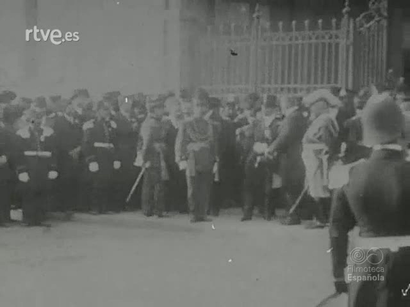 PRIMER CENTENARIO DE LA INDEPENDENCIA ARGENTINA - Archivo Real (Alfonso XIII) | Ver