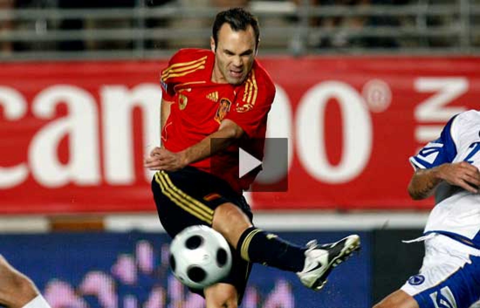 TVE en casa de Iniesta