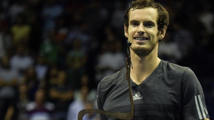 Tenis - Murray doblega a un titánico Robredo
