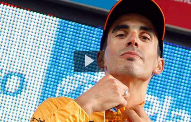 Vuelta ciclista a España - TVE habla con el líder