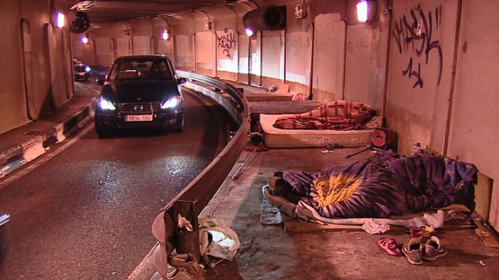 Telediario 1 - Uno de cada cuatro españoles, en situación de exclusión