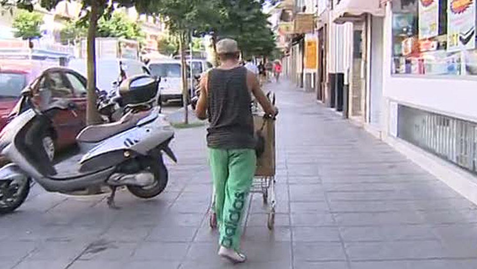 En Sevilla, la nueva ordenanza municipal de limpieza llega con polémica