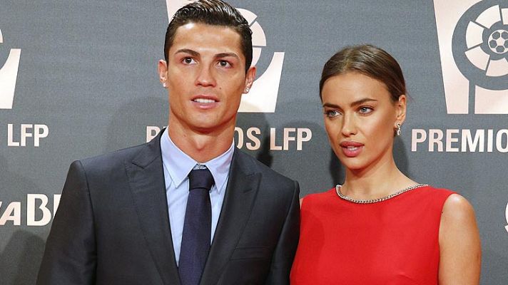 Telediario 1 - Cristiano e Irina, los más buscados en la alfombra roja