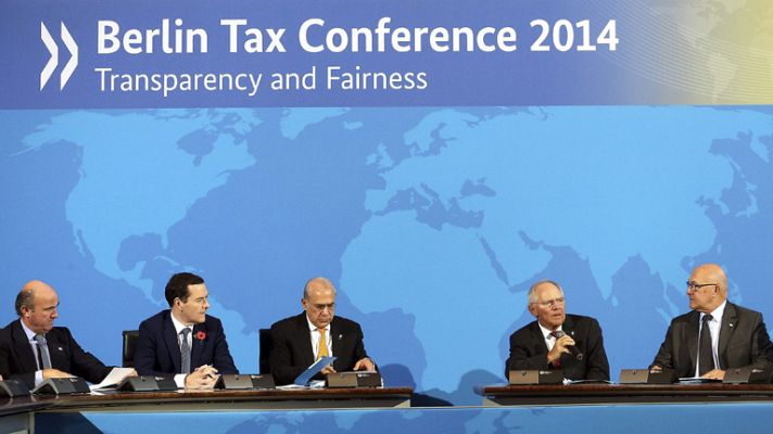 Telediario 1 - España y 50 países más acuerdan compartir información para luchar contra el fraude fiscal